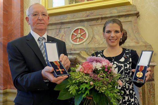 Auszeichnung (Foto: Marcus Scheidel) Auszeichnung (Foto: Marcus Scheidel)