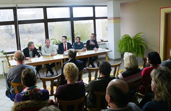 Belegschaftsversammlung (Foto: Ilka Kühn) Belegschaftsversammlung (Foto: Ilka Kühn)