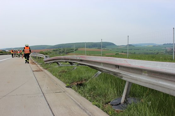 Unfall auf A38 (Foto: Feuerwehr Heiligenstadt) Unfall auf A38 (Foto: Feuerwehr Heiligenstadt)
