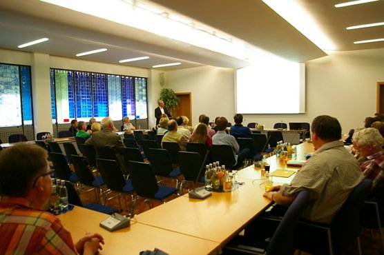 Einwohnerversammlung in Leinefelde (Foto: Ilka Kühn) Einwohnerversammlung in Leinefelde (Foto: Ilka Kühn)