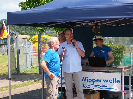 Badfest (Foto: Dr. Dorst) Badfest (Foto: Dr. Dorst)