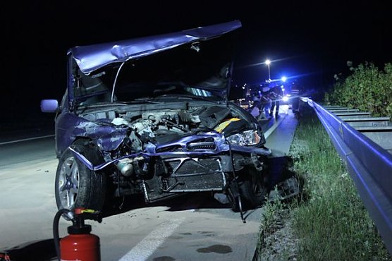 Unfall A 38 (Foto: Feuerwehr Heiligenstadt) Unfall A 38 (Foto: Feuerwehr Heiligenstadt)