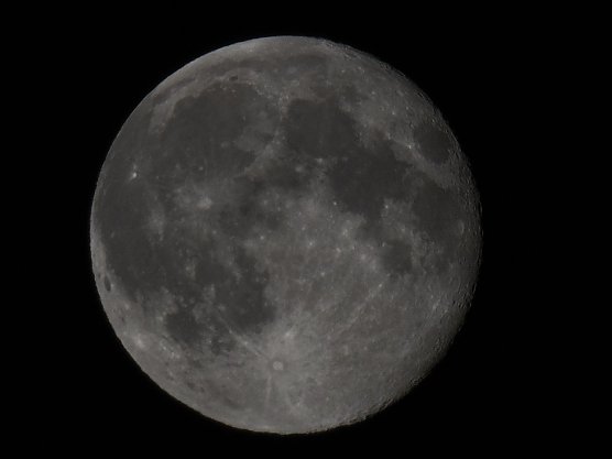 Supermond (Foto: Peter Blei) Supermond (Foto: Peter Blei)