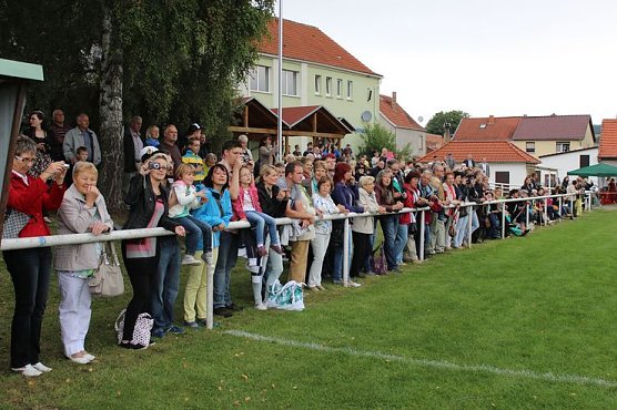 Vereidigung in der Patengemeinde (Foto: Karl-Heinz Herrmann) Vereidigung in der Patengemeinde (Foto: Karl-Heinz Herrmann)