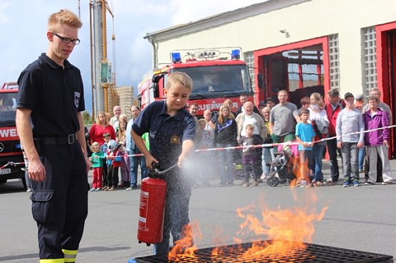 Nachwuchs übt (Foto: Feuerwehr Heiligenstadt) Nachwuchs übt (Foto: Feuerwehr Heiligenstadt)