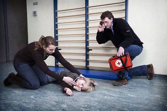 Erste Hilfe (Foto: DRK Landesverband Thüringen) Erste Hilfe (Foto: DRK Landesverband Thüringen)