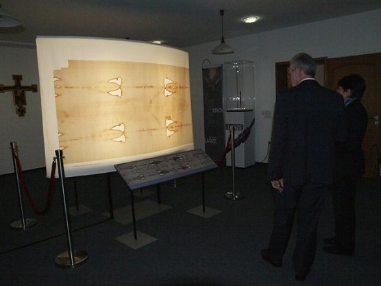 Ausstellung Grabtuch (Foto: Ilka K&uuml;hn)