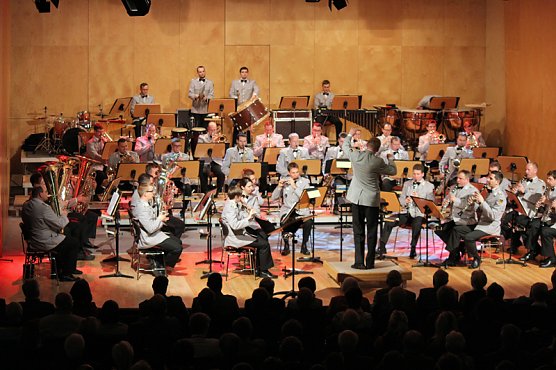 Aus die Maus f&uuml;rs Wehrbereichsmusikkorps III (Foto: Karl-Heinz Herrmann)