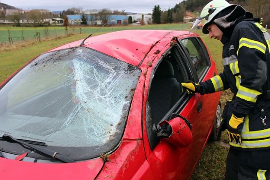Verkehrsunfall (Foto: Feuerwehr Heiligenstadt)