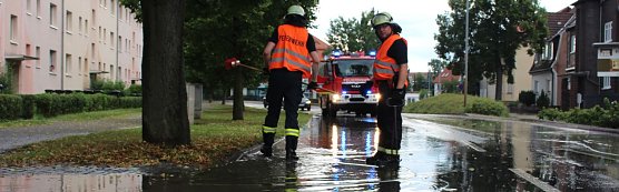 Einsatz  in der Dingelst&auml;dter Stra&szlig;e (Foto: Feuerwehr Heiligenstadt)