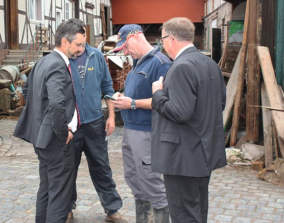Innenstaatssekret&auml;r in Rustenfelde (Foto: Sebastian Schneider)