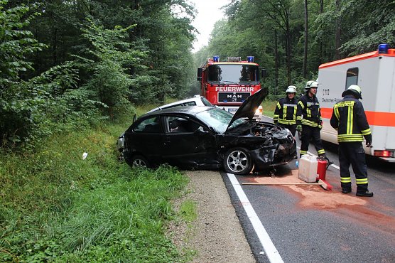 Unfall (Foto: Feuerwehr Heiligenstadt) Unfall (Foto: Feuerwehr Heiligenstadt)