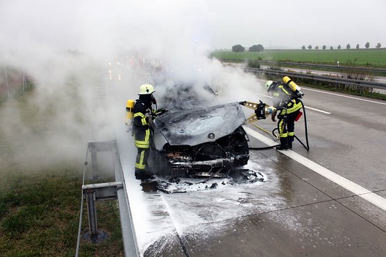 Brand auf A38 (Foto: Feuerwehr Heiligenstadt)