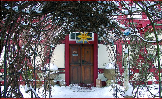 Kemenate l&auml;dt ein (Foto: Gr&auml;fin von Westphalen)