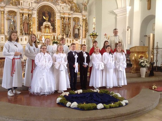 Kommunion in Geisleden (Foto: Privat)