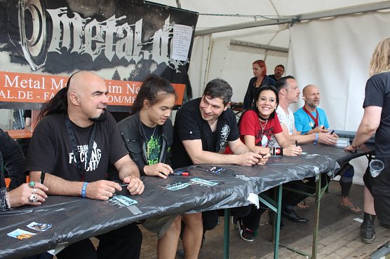 Autogrammstunde (Foto: Stefan Peter) Autogrammstunde (Foto: Stefan Peter)