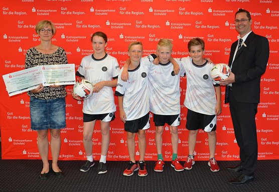 Eichsfelder fahren zum Bundesfinale (Foto: Kreissparkasse Eichsfeld) Eichsfelder fahren zum Bundesfinale (Foto: Kreissparkasse Eichsfeld)