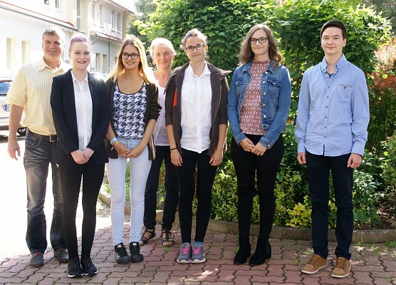 Neue Azubis (Foto: Waldmann)