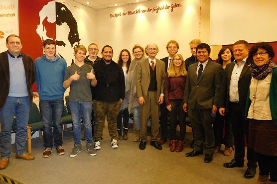 Besuch des Konsuls (Foto: Elke Sagorski)