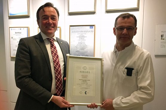 Auszeichnung (Foto: Krankenhaus St. Martini)