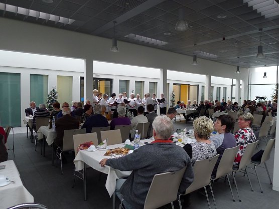 Weihnachtsfeier (Foto: Werner Probst)