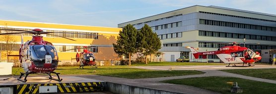 Drei Hubschrauber zur selben Zeit, das gibt es nicht oft am S&uuml;dharz-Klinikum in Nordhausen. (Foto: DRF Luftrettung)