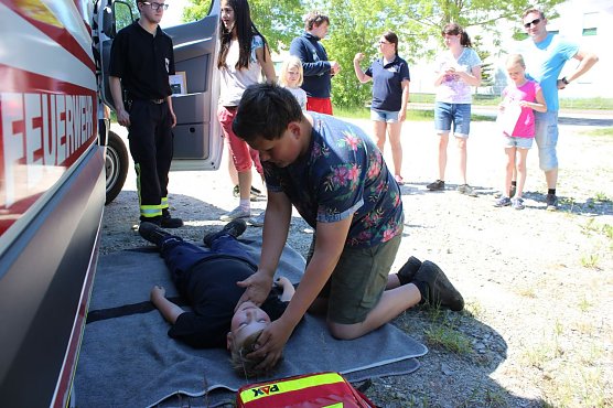 Partnerfeuerwehr (Foto: Feuwerwehr Heilibad Heiligenstadt) Partnerfeuerwehr (Foto: Feuwerwehr Heilibad Heiligenstadt)