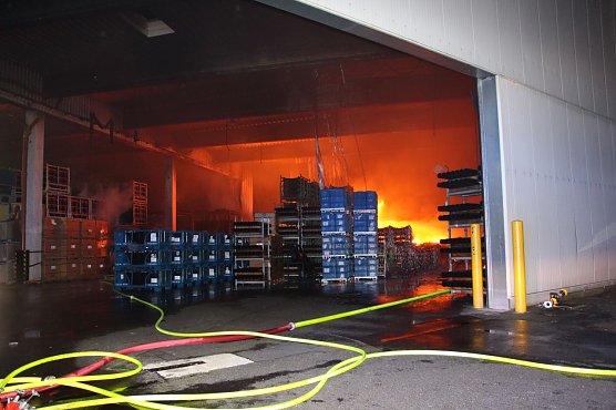 Gro&szlig;feuer in Heiligenstadt (Foto: Feuerwehr Heilbad Heiligenstadt)