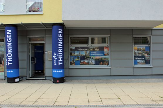 MDR Thüringen weiht Studio offiziell ein (Foto: Karl-Heinz Herrmann) MDR Thüringen weiht Studio offiziell ein (Foto: Karl-Heinz Herrmann)