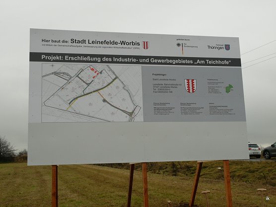 Spatenstich neues Gewerbegebiet (Foto: Ilka Kühn) Spatenstich neues Gewerbegebiet (Foto: Ilka Kühn)