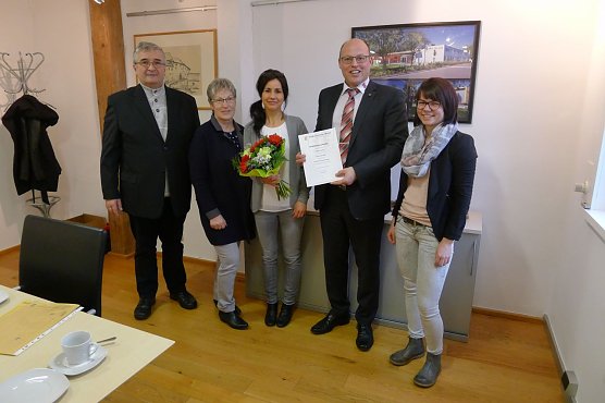 Neue Standesbeamtin (Foto: Brigitte Otto) Neue Standesbeamtin (Foto: Brigitte Otto)