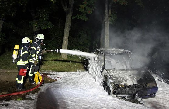 Autobrand (Foto: Feuerwehr Heiligenstadt)
