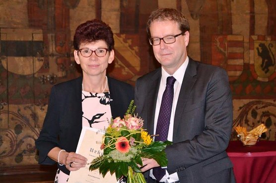 Beate Sill und OB Bruns (Foto: Stadtverwaltung M&uuml;hlhausen)