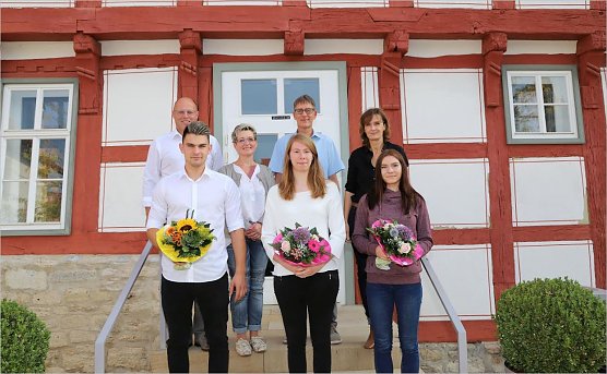 Neue Azubis (Foto: Ren&eacute; Wei&szlig;bach)