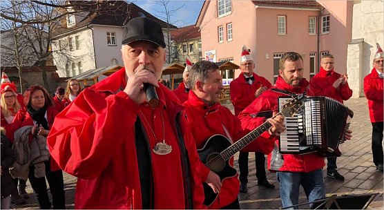 Sturm aufs Rathaus (Foto: Natalie H&uuml;nger)