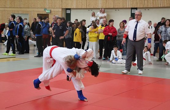 Alaa Al Samman wirft seinen Gegner (Foto: JuJutsu Verein)