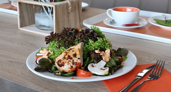 Gesunde Ern&auml;hrung am S&uuml;dharz-Klinikum (Foto: S&uuml;dharz Klinikum Nordhausen gGmbH)
