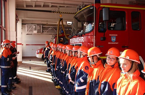 Dienst&uuml;bernahme (Foto: Feuerwehr Heiligenstadt)