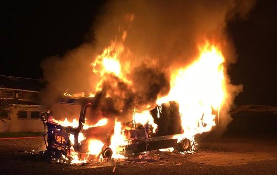 Brandanschlag (Foto: privat) Brandanschlag (Foto: privat)