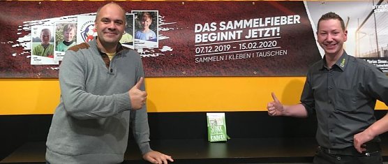 Stickeraktion (Foto: JFV Eichsfeld Mitte)