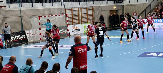 Th&uuml;ringer HC gegen DVSC Schaeffler Debrecen (Foto: Angelo Glashagel)