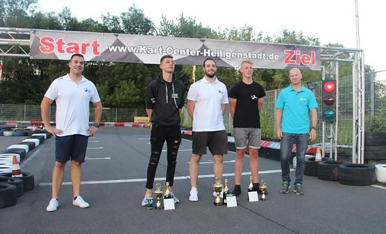 Sieger beim Go-Kart (Foto: Jörg Hübsch) Sieger beim Go-Kart (Foto: Jörg Hübsch)