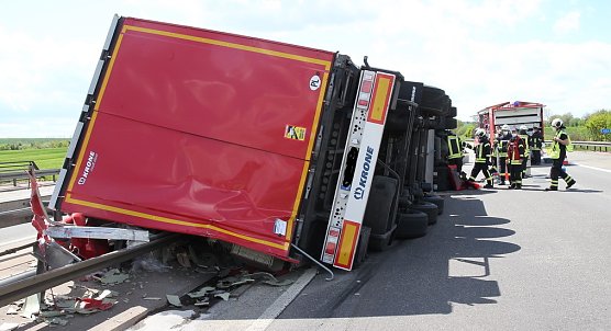 LKW-Unfall auf der Autobahn (Foto: S.Dietzel)