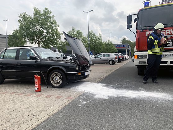 Einsatzort Pkw-Brand (Foto: Feuerwehr Heiligenstadt)