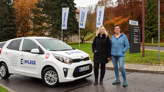Neue Autobeklebung für die Pfleger (Foto: Caritativen Pflegedienst Eichsfeld) Neue Autobeklebung für die Pfleger (Foto: Caritativen Pflegedienst Eichsfeld)