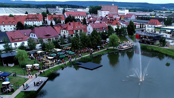 So sch&ouml;n wie vor zwei Jahren zum Leinefelder Stadtjubil&auml;um soll es auch im Juni wieder am M&auml;rtensteich und auf dem Zentralen Platz werden. (Foto: Dirk F&uuml;rstenberg )