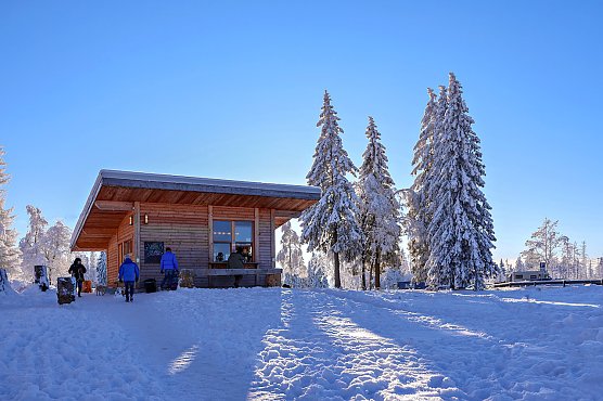 Wintertraum bei Glühwein und Schnee (Foto: Kerstin Göthel) Wintertraum bei Glühwein und Schnee (Foto: Kerstin Göthel)