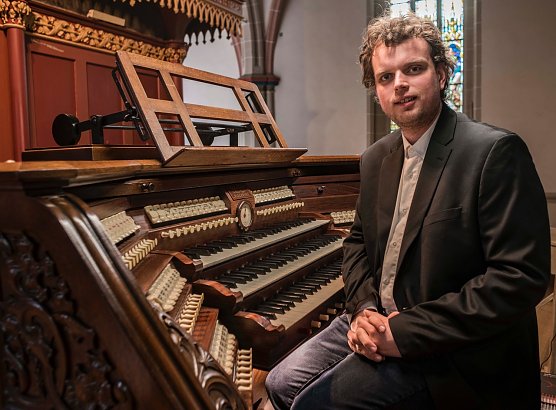 Hausorganist Marius Beckmann (Foto: St. Gertrud)
