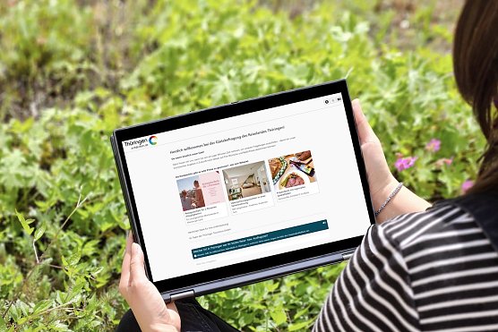 Touristen-Befragung durch die TTG (Foto: TTG) Touristen-Befragung durch die TTG (Foto: TTG)