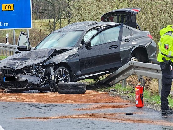 Unfall am Heidkopftunnel (Foto: Feuerwehr/S. Dietzel)